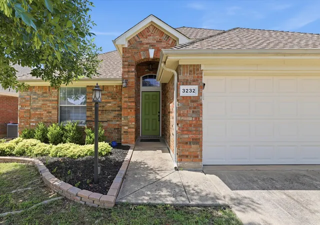 Photo 3 of Single family home for sale at 3232 Chesington Dr, Fort Worth, TX 76137 | MLS# 21328542 | Listing updated on 2026-08-22