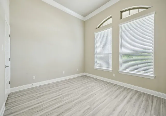 Photo 3 of Single family home for sale at 1004 Pearl Crescent Pl, Crowley, TX 76036 | MLS# 21329408 | Listing updated on 2026-08-07