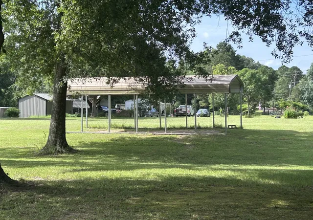 Photo 3 of Manufactured home for sale at 10937 Blanchard Latex Rd, Mooringsport, LA 71060 | MLS# 21329361 | Listing updated on 2026-08-08