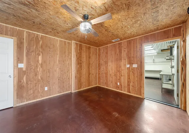 Photo 3 of Single family home for sale at 248 Chitwood Rd, Gatesville, TX 76528 | MLS# 21327841 | Listing updated on 2026-07-23