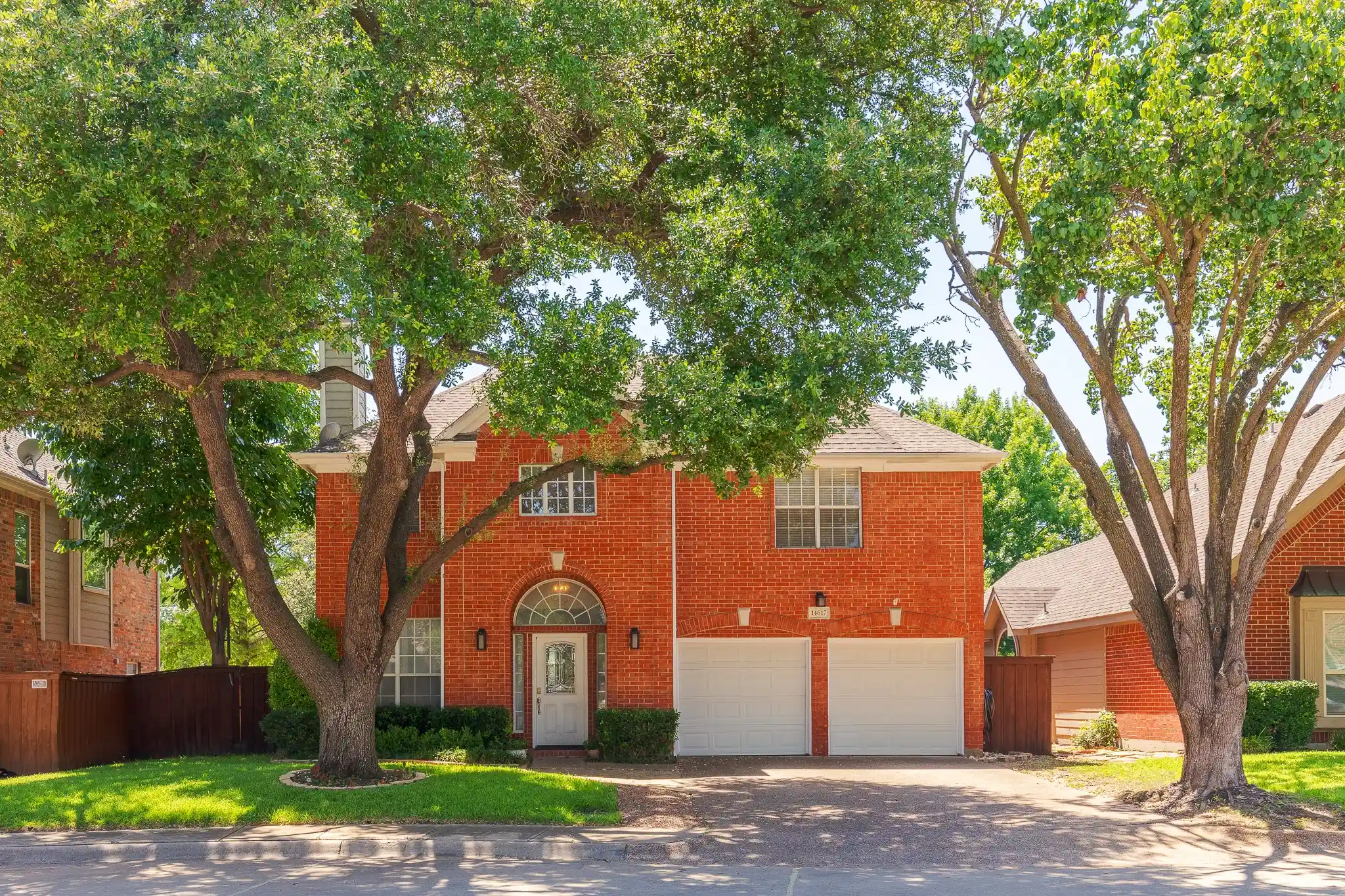 Photo 1 of Single family home for sale at 14617 Woodshadow Ln, Addison, TX 75001 | MLS# 21328520 | Listing updated on 2026-10-18