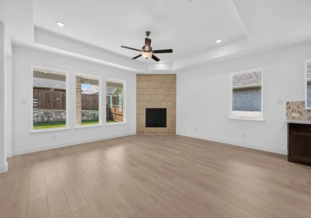 Photo 3 of Single family home for sale at 535 Wisteria St, Little Elm, TX 75068 | MLS# 21322301 | Listing updated on 2026-10-05