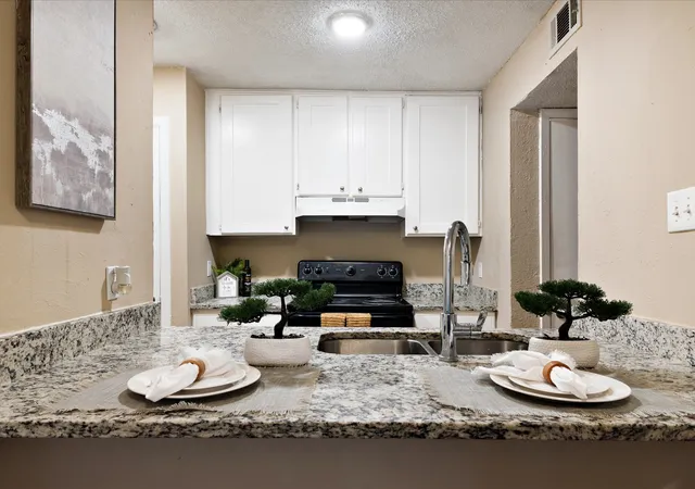 2nd image of 5532 Boca Raton Blvd, Fort Worth, TX 76112