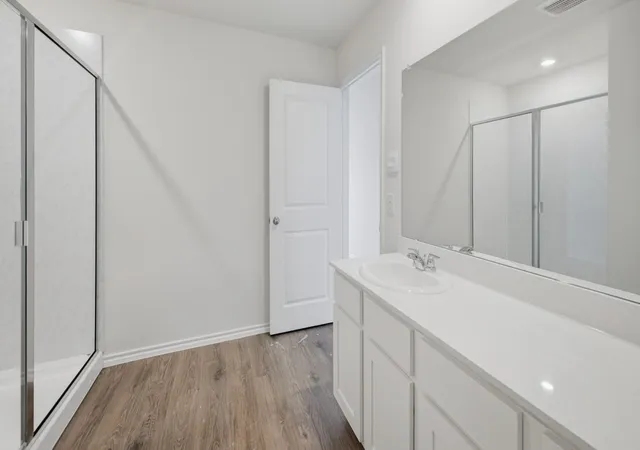 Photo 4 of Single family home for sale at 3274 Spaulding Dr, Paris, TX 75460 | MLS# 21329644 | Listing updated on 2026-08-28
