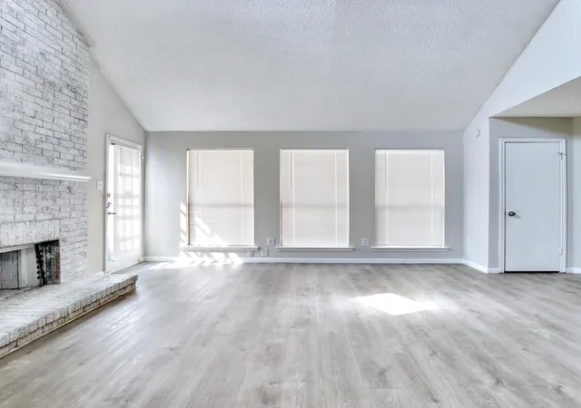 Photo 3 of Single family home for sale at 712 Via Miramonte, Mesquite, TX 75150 | MLS# 21329649 | Listing updated on 2026-07-15