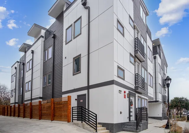 Photo 1 of Condo for sale at 1118 Galveston Ave #3, Fort Worth, TX 76104 | MLS# 21328970 | Listing updated on 2026-07-14
