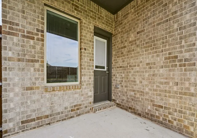 Photo 2 of Single family home for sale at 4829 Silver Touch Rd, Aubrey, TX 76227 | MLS# 21329670 | Listing updated on 2026-10-06