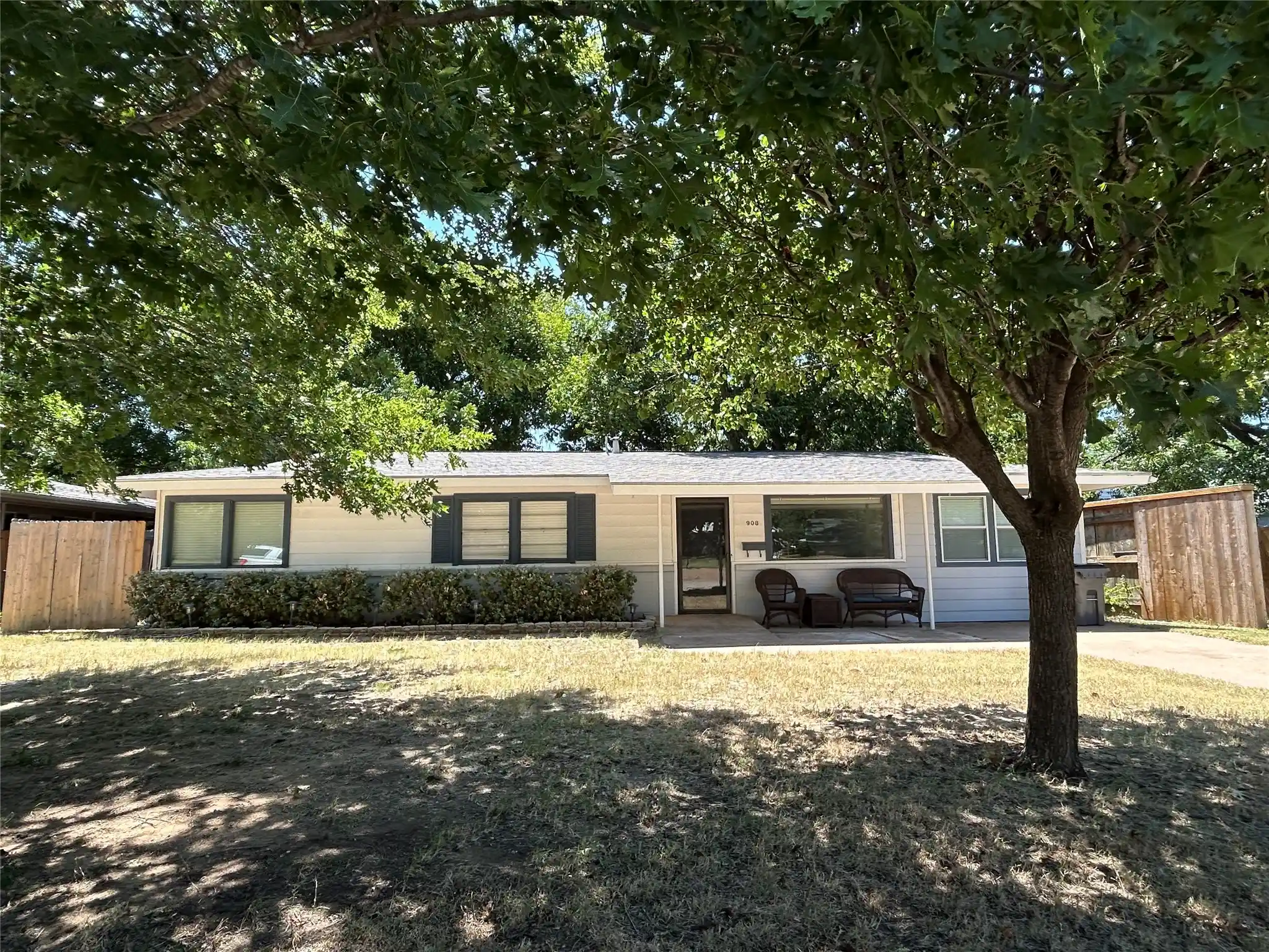 Single family home for sale at 908 Fairview St, Graham, TX 76450 | MLS# 21329715
