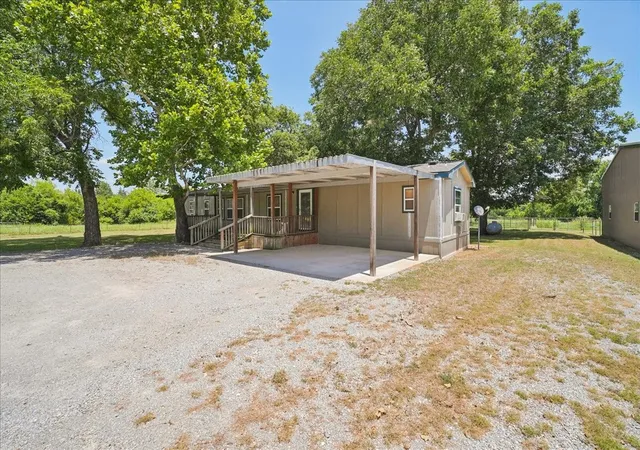 Photo 3 of Manufactured home for sale at 691 S State Hwy 78, Bonham, TX 75418 | MLS# 21328924 | Listing updated on 2026-08-03