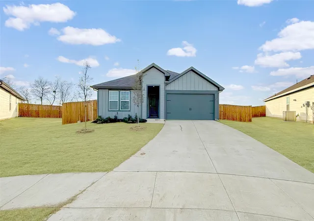 Single family home for sale at 1310 Sideboard Dr, Nevada, TX 75173 | MLS# 21327690