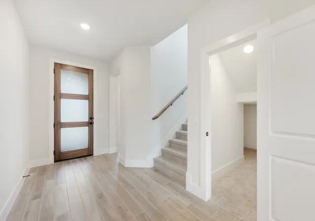 Photo 4 of Single family home for sale at 116 Mockingbird Hill Dr, Joshua, TX 76058 | MLS# 21327924 | Listing updated on 2026-09-22
