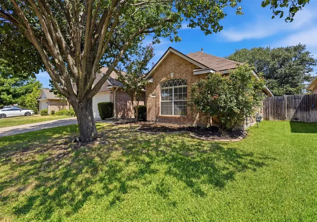 Photo 2 of Single family home for sale at 4013 Azalea Dr, Haltom City, TX 76137 | MLS# 21329815 | Listing updated on 2026-09-01