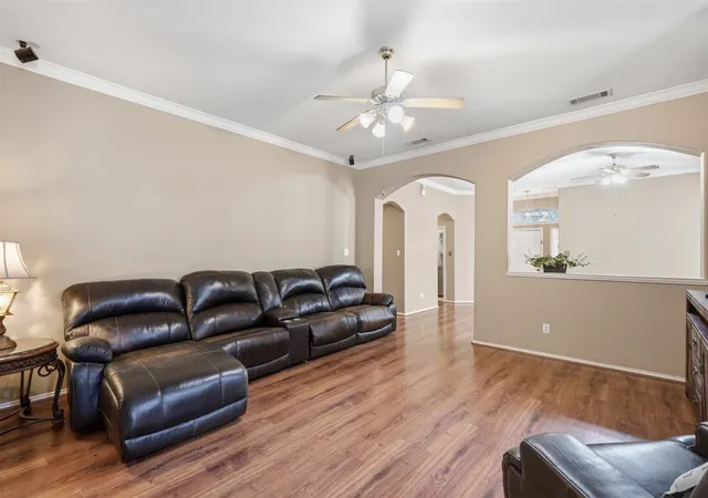 Photo 3 of Single family home for sale at 4013 Azalea Dr, Haltom City, TX 76137 | MLS# 21329815 | Listing updated on 2026-09-01