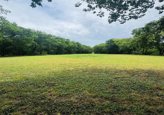 Land for sale at 400 Batterson St, Cleburne, TX 76031 | MLS# 21327356