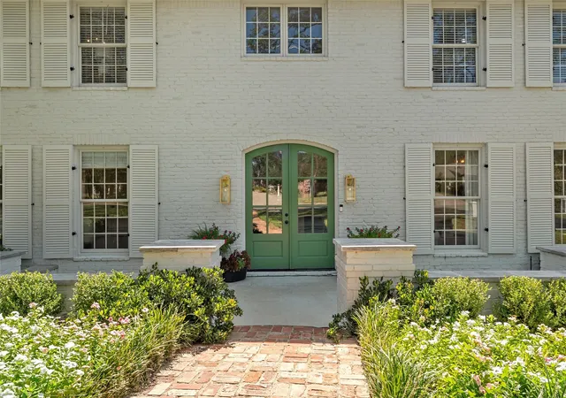 Photo 4 of Single family home for sale at 6710 Fish Pond Rd, Waco, TX 76710 | MLS# 21327273 | Listing updated on 2026-07-14