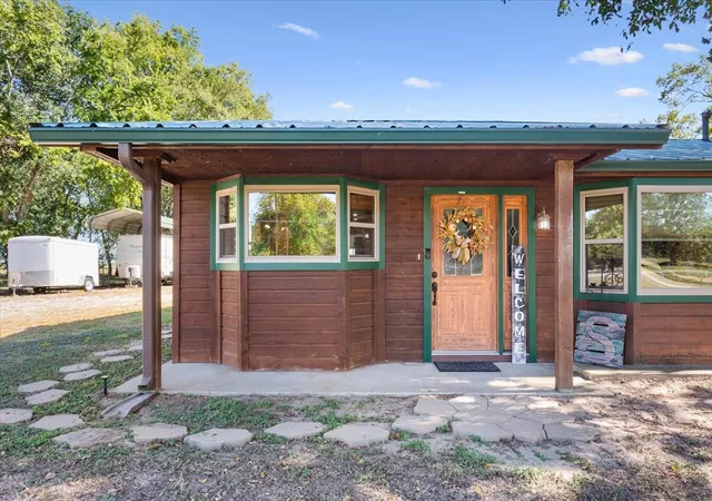 Photo 2 of Single family home for sale at 777 Lcr 463, Mexia, TX 76667 | MLS# 21329250 | Listing updated on 2026-08-17