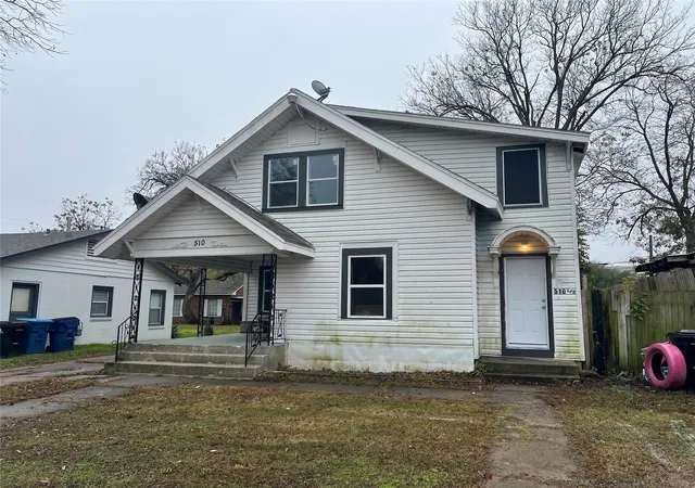 Photo 1 of Multi family home for sale at 510 W Gandy St, Denison, TX 75020 | MLS# 21329910 | Listing updated on 2026-07-14