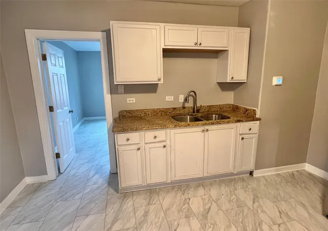 Photo 3 of Multi family home for sale at 510 W Gandy St, Denison, TX 75020 | MLS# 21329910 | Listing updated on 2026-07-14