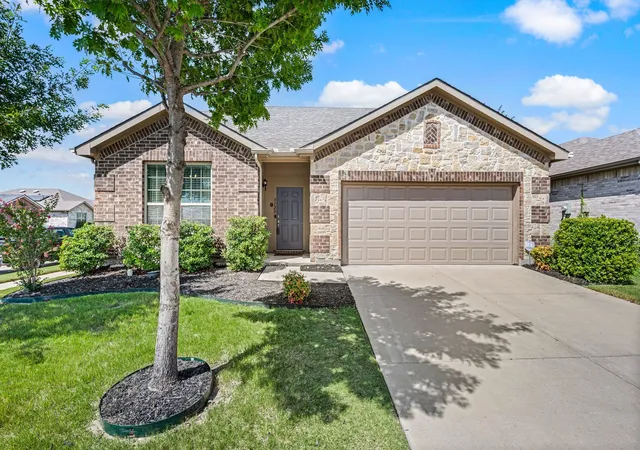3rd image of 3120 Coyote Canyon Trl, Fort Worth, TX 76108 | MLS# 21329884