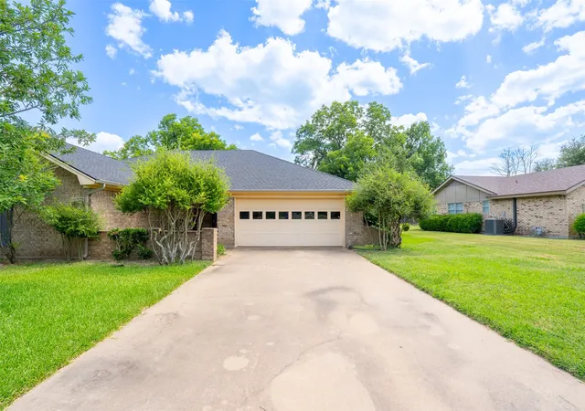 1st image of 1501 Westhill Ter, Cleburne, TX 76033 | MLS# 21328868