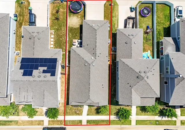 Photo 3 of Single family home for sale at 10040 Travis Dr, Aubrey, TX 76227 | MLS# 21315068 | Listing updated on 2026-08-07