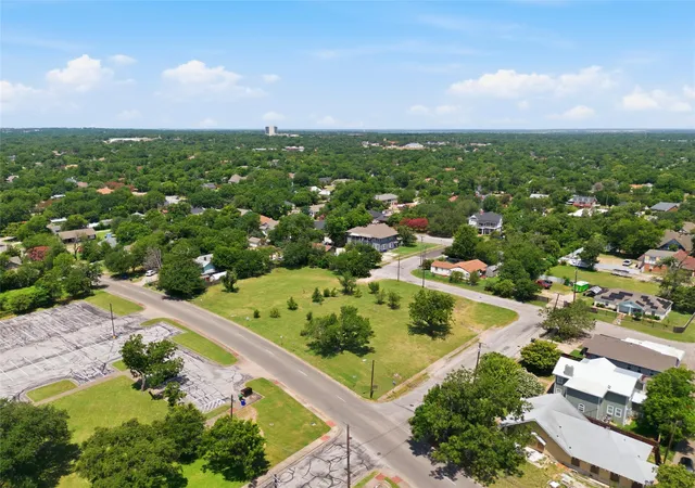 Photo 1 of Land for sale at 1104 N 18A St, Waco, TX 76707 | MLS# 21330133 | Listing updated on 2026-07-14