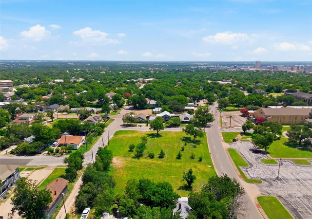 Photo 3 of Land for sale at 1104 N 18A St, Waco, TX 76707 | MLS# 21330133 | Listing updated on 2026-07-14