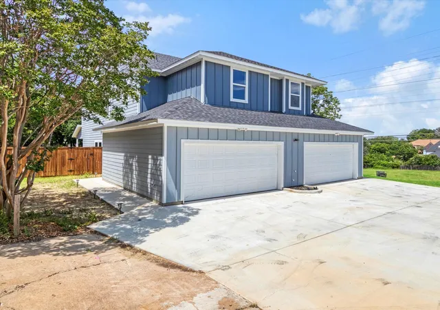 Photo 1 of Single family home for sale at 6221 Post Oak Ter, Fort Worth, TX 76112 | MLS# 21314485 | Listing updated on 2026-08-22