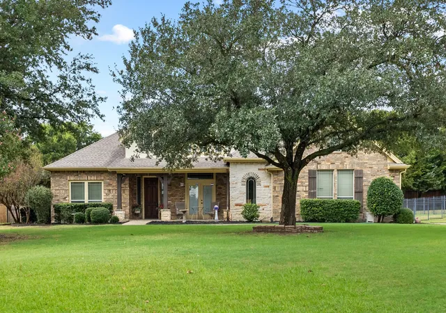 1st image of 1666 Plum Creek Dr, Midlothian, TX 76065 | MLS# 21330219