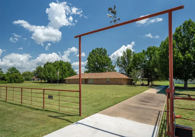 Photo 3 of Single family home for sale at 12972 Fm 981, Blue Ridge, TX 75424 | MLS# 21329979 | Listing updated on 2026-07-27