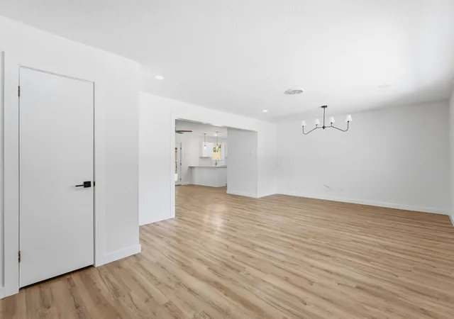 Photo 3 of Single family home for sale at 5512 Westcreek Dr, Fort Worth, TX 76133 | MLS# 21330014 | Listing updated on 2026-08-27