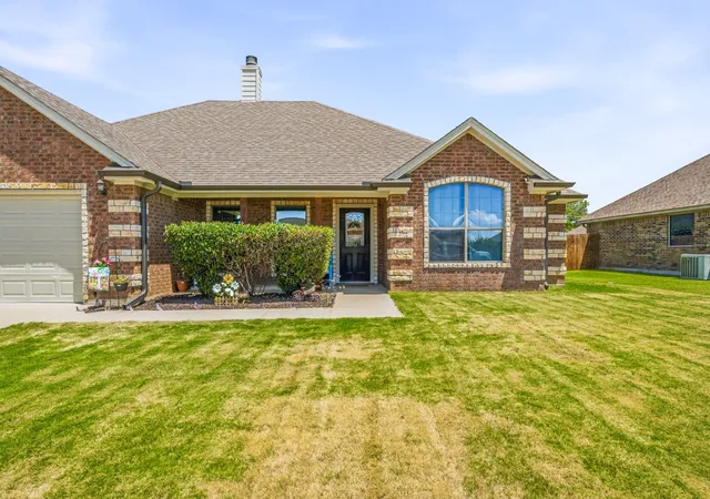 Photo 2 of Sale Pending at 1345 Harpers Mill Rd, Stephenville, TX 76401 | MLS# 21330272 | Listing updated on 2026-08-17