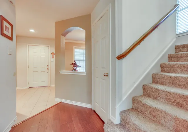 Photo 3 of Single family home for sale at 613 Cessna Ct, Fort Worth, TX 76179 | MLS# 21328731 | Listing updated on 2026-09-26