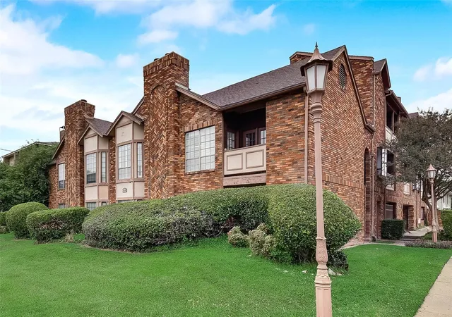 Photo 1 of Condo for sale at 3434 Daniel Ave #D, Dallas, TX 75205 | MLS# 21329793 | Listing updated on 2026-08-26