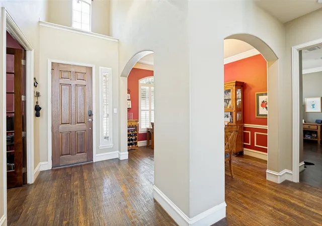 Photo 3 of Single family home for sale at 5748 Wellington Ln, Frisco, TX 75033 | MLS# 21329640 | Listing updated on 2026-08-16