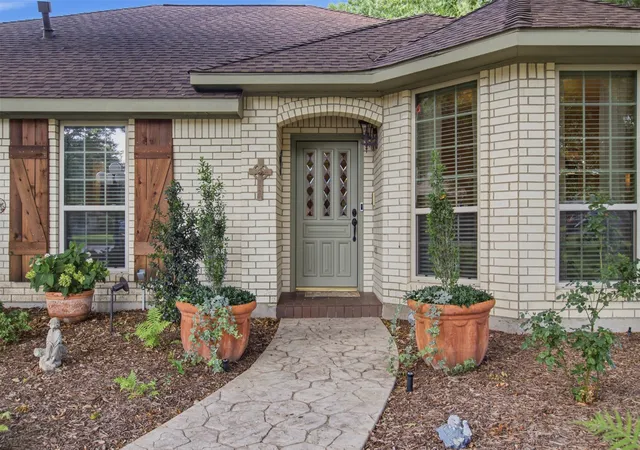 Photo 2 of Single family home for sale at 5308 Dixie Cir, Sachse, TX 75048 | MLS# 21329010 | Listing updated on 2026-09-01