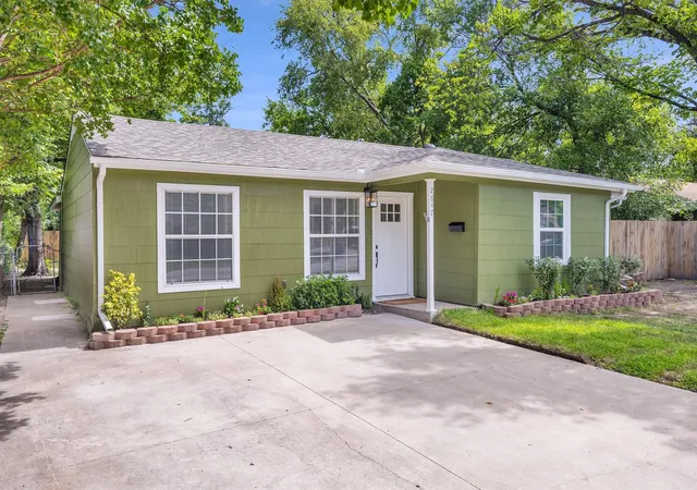 Photo 1 of Single family home for sale at 2647 Province Ln, Dallas, TX 75228 | MLS# 21321786 | Listing updated on 2026-08-31