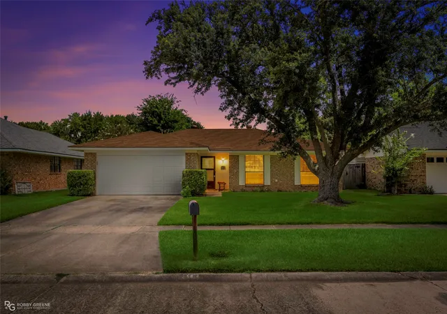 Photo 1 of Sale Pending at 118 Marrero Dr, Shreveport, LA 71115 | MLS# 21330500 | Listing updated on 2026-07-23