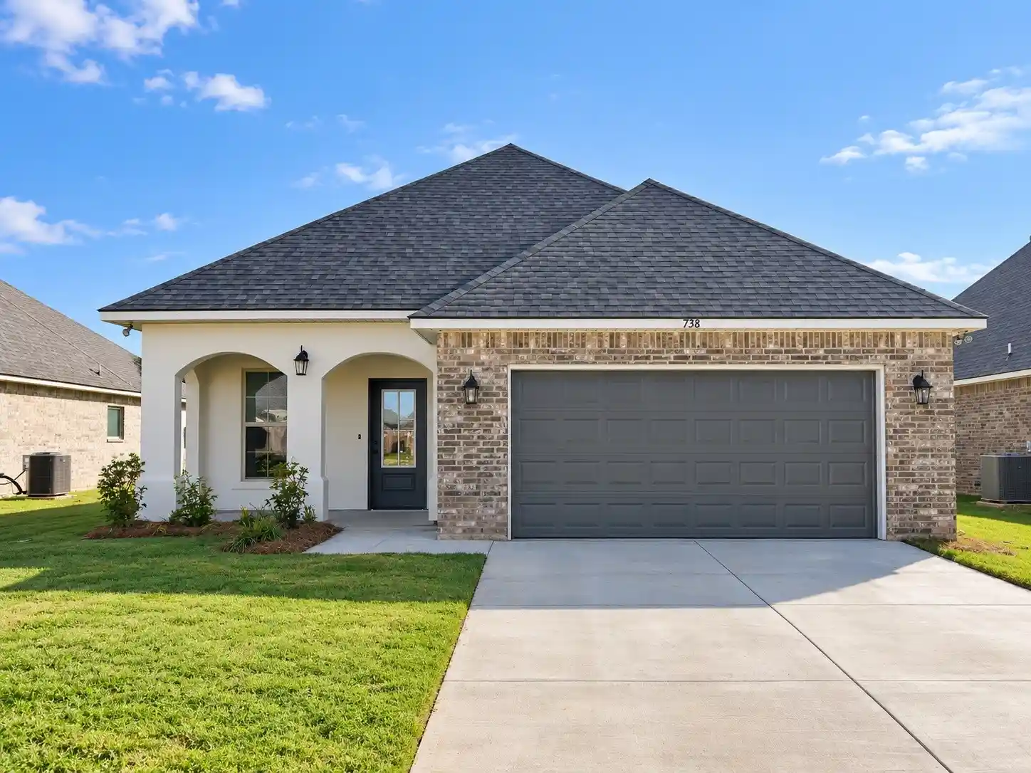 Photo 1 of Single family home for sale at 738 Crewe Ln, Bossier City, LA 71111 | MLS# 21330507 | Listing updated on 2026-10-30