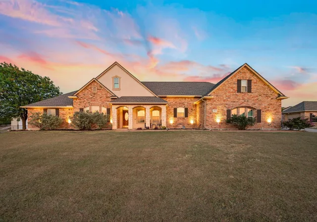Single family home for sale at 1110 Mount Ln, Rhome, TX 76078 | MLS# 21329971
