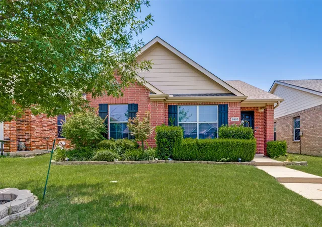 2nd image of 8920 Stewart St, Cross Roads, TX 76227 | MLS# 21325982