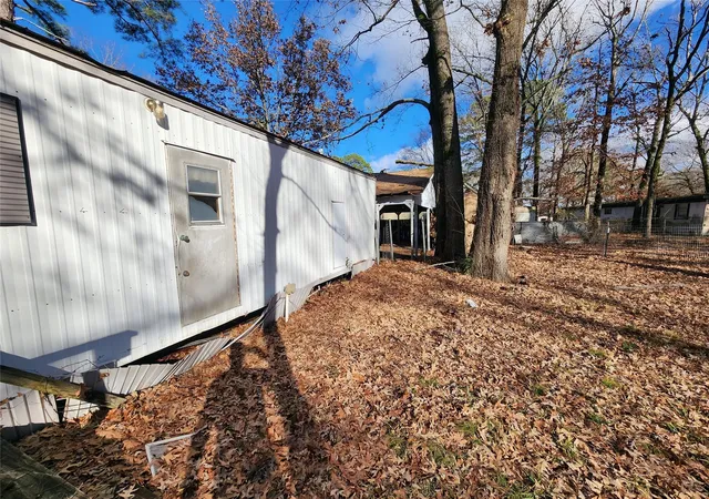Photo 3 of Manufactured home for sale at 2271 Soda Lake Cir, Shreveport, LA 71107 | MLS# 21330595 | Listing updated on 2026-07-14