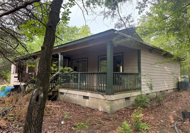 Photo 1 of Sale Pending at 690 Private Road 6926 Road, Eustace, TX 75124 | MLS# 21330645 | Listing updated on 2026-09-23