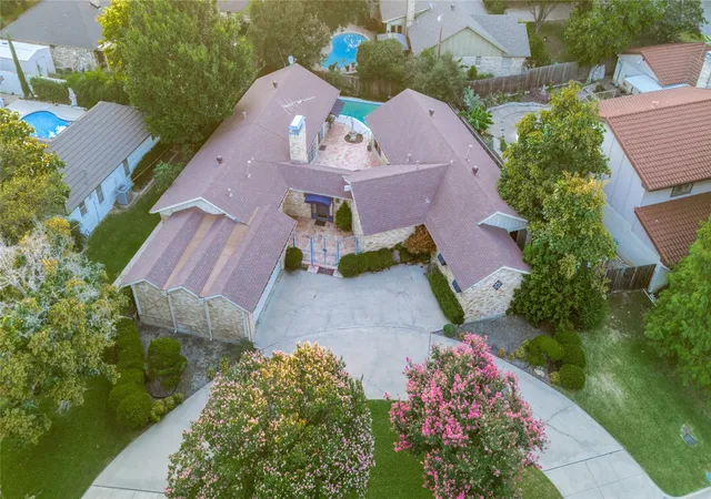 Photo 1 of Single family home for sale at 6101 Circleview Dr, North Richland Hills, TX 76180 | MLS# 21327131 | Listing updated on 2026-09-02
