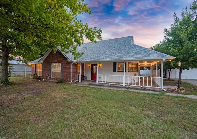 Photo 3 of Single family home for sale at 9861 Jim Christal Rd, Krum, TX 76249 | MLS# 21324955 | Listing updated on 2026-10-05