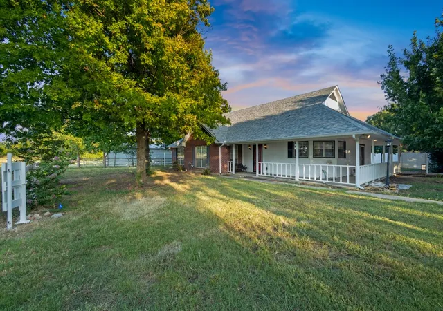 Photo 3 of Single family home for sale at 9861 Jim Christal Rd, Krum, TX 76249 | MLS# 21324955 | Listing updated on 2026-10-05