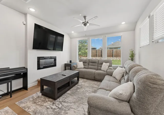 Photo 3 of Sale Pending at 2400 Mato Wy, Fort Worth, TX 76179 | MLS# 21330673 | Listing updated on 2026-08-28