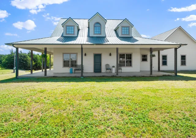 Photo 3 of House for sale at 247 County Road 4519, Wolfe City, TX 75496 | MLS# 21328558 | Listing updated on 2026-09-16