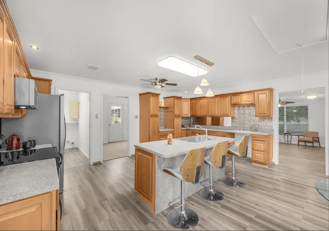Photo 3 of Single family home for sale at 328 Creekview Meadows Dr, Springtown, TX 76082 | MLS# 21330820 | Listing updated on 2026-10-07