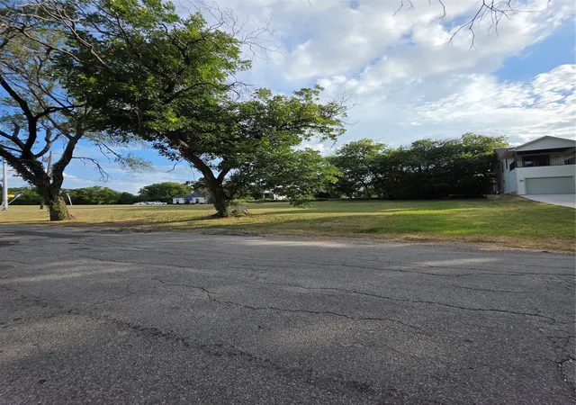 Photo 3 of Land for sale at Tbd N 4th St, Waco, TX 76708 | MLS# 21324568 | Listing updated on 2026-07-15